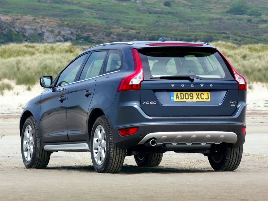  Volvo XC60 DRIVe Efficiency 2009 года  (UK) (фото 8 из 24)